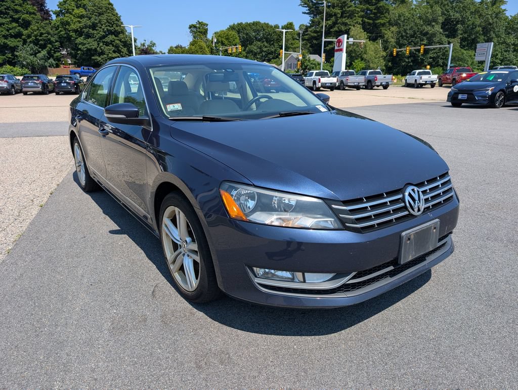 Used 2015 Volkswagen Passat 1.8T SEL Premium FWD image 7