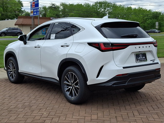 New 2026 Lexus NX 350h AWD w/ Premium Package image 3