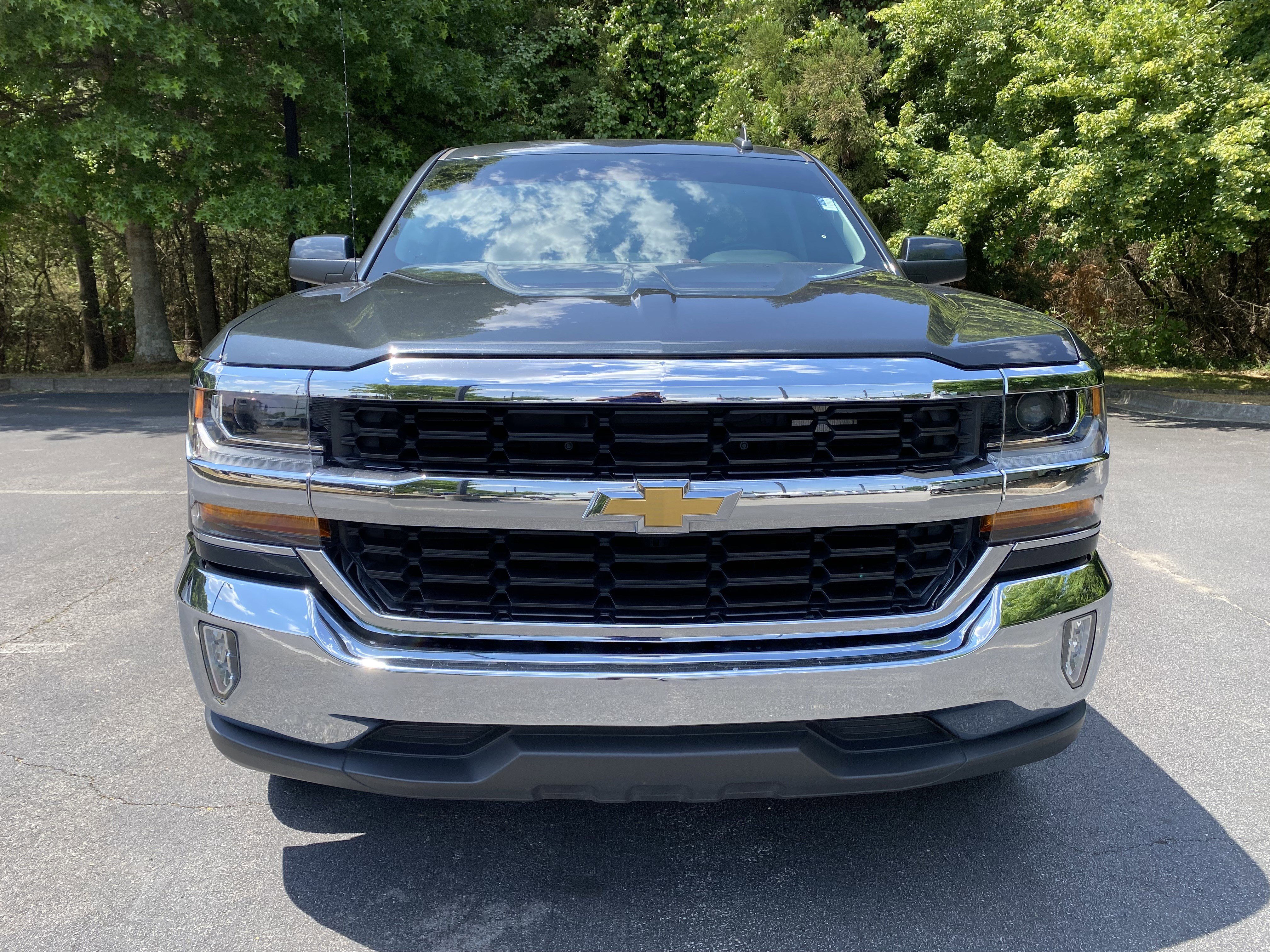 Used 2019 Chevrolet Silverado 1500 LT w/ All Star Edition RWD image 3