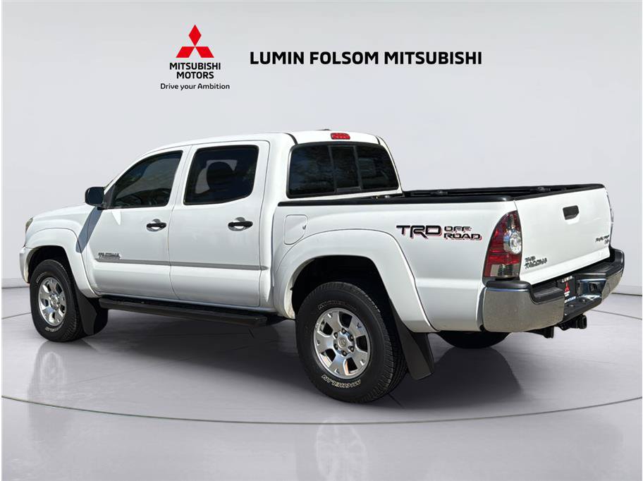 Used 2014 Toyota Tacoma PreRunner w/ TRD Off-Road Package RWD image 3