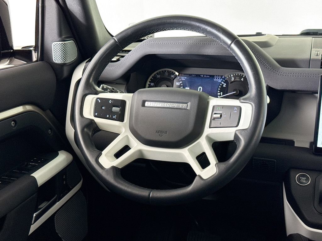 Used 2023 Land Rover Defender 130 SE AWD/4WD image 20