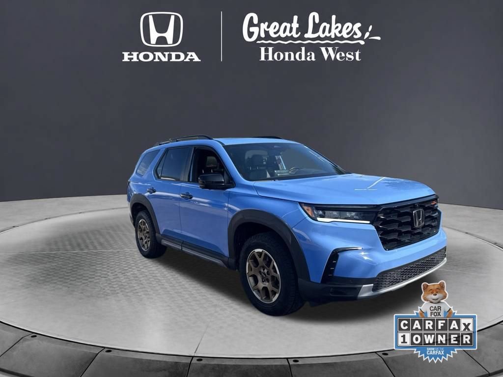 Certified 2024 Honda Pilot TrailSport image 6