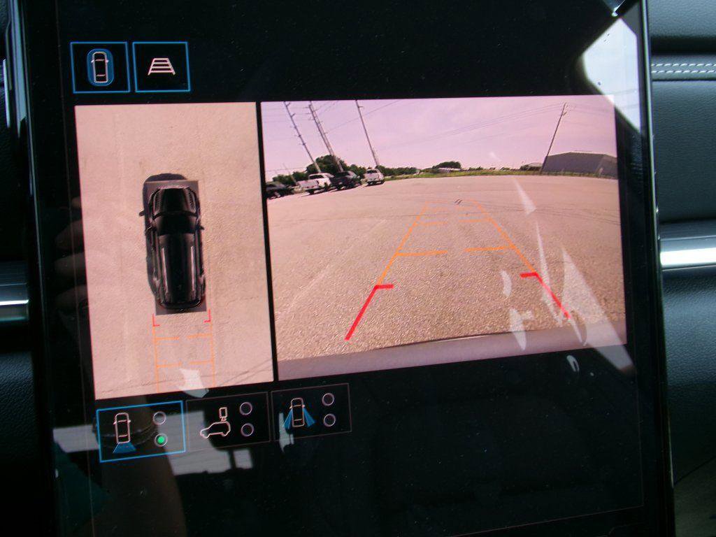 New 2026 GMC Terrain Elevation w/ Elevation Premium Package image 7