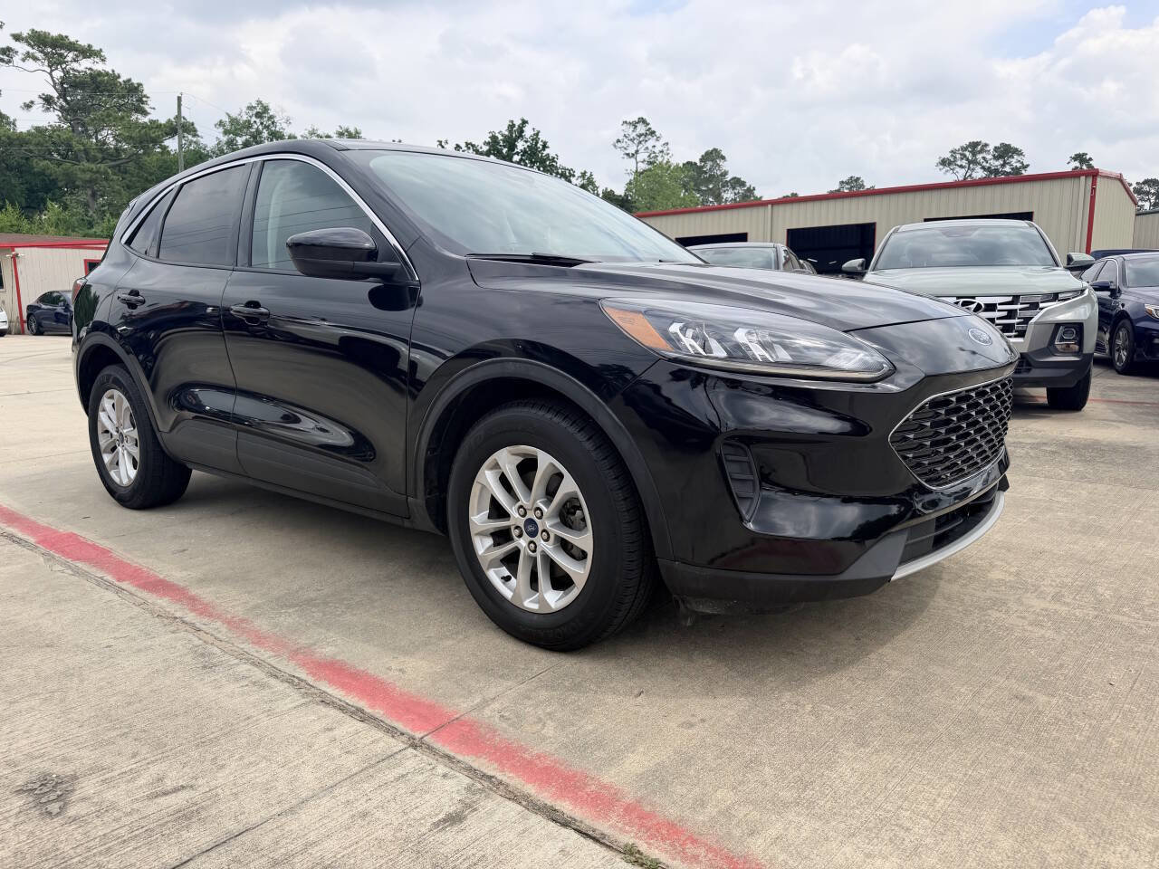 Used 2021 Ford Escape SE FWD image 33
