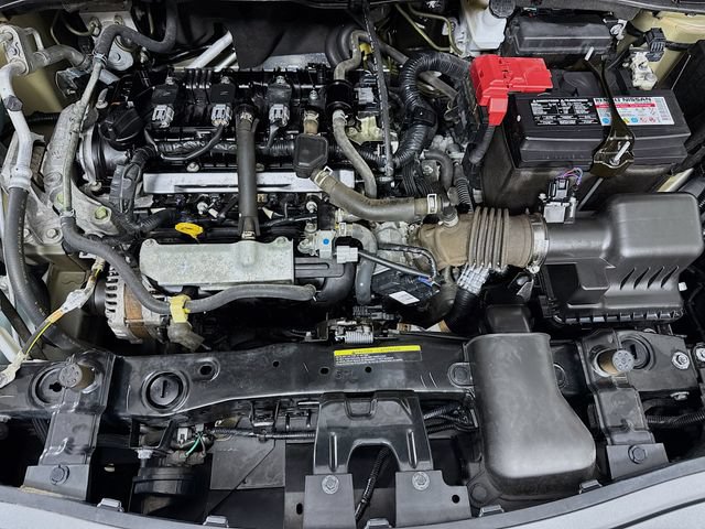 Used 2022 Nissan Versa SV FWD image 26