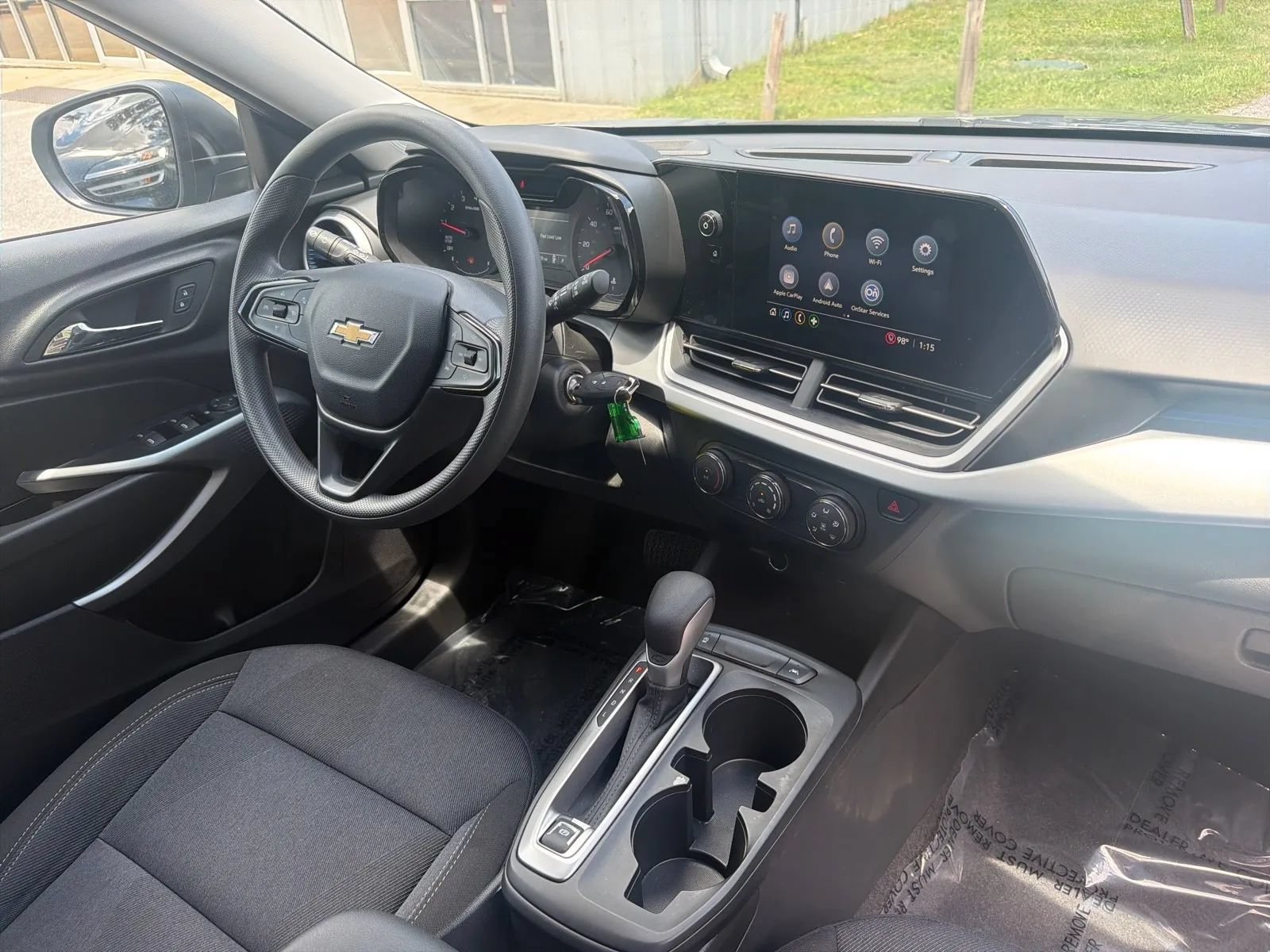 Used 2026 Chevrolet Trax LS FWD image 17