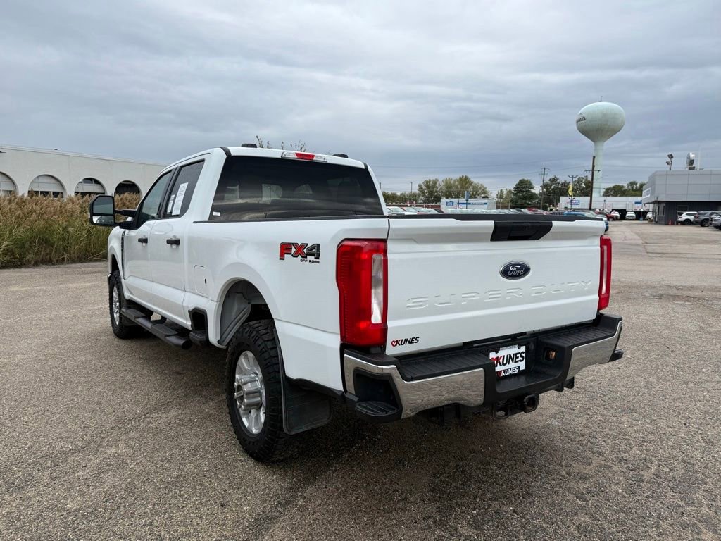 Used 2023 Ford F250 XLT w/ FX4 Off-Road Package image 10