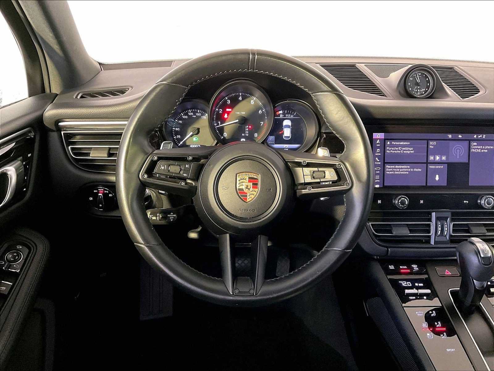 Certified 2024 Porsche Macan AWD/4WD image 15