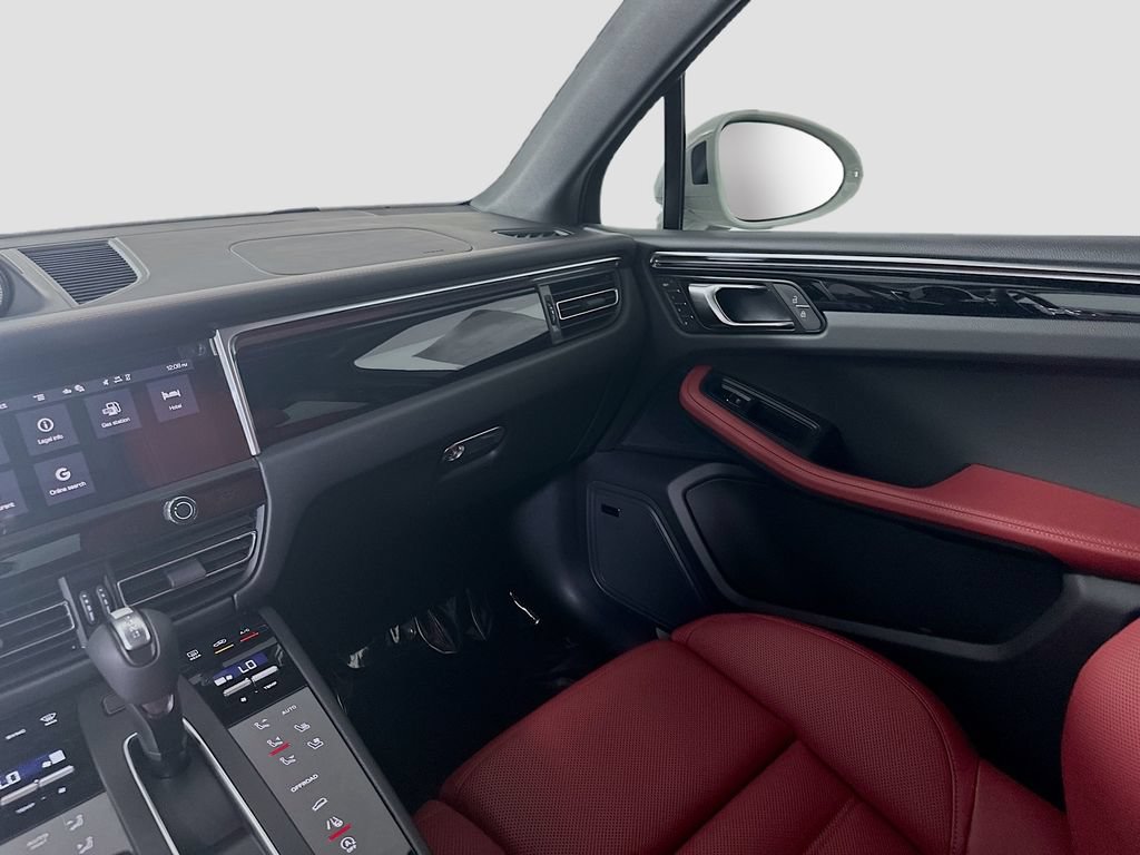 New 2026 Porsche Macan S AWD/4WD image 25