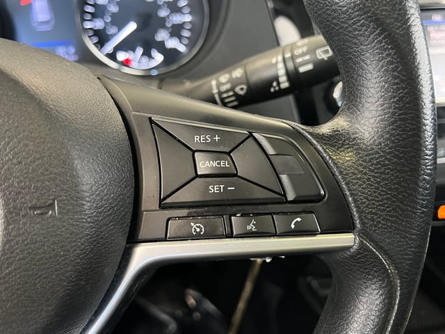 Used 2018 Nissan Rogue S AWD/4WD image 36