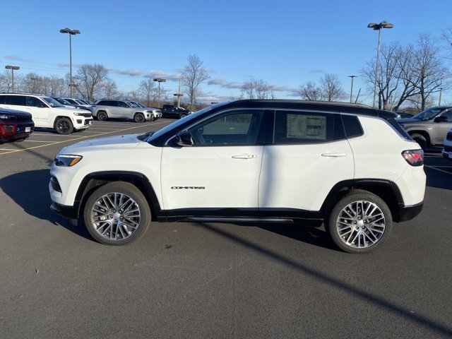 New 2024 Jeep Compass Limited w/ Elite Group image 4