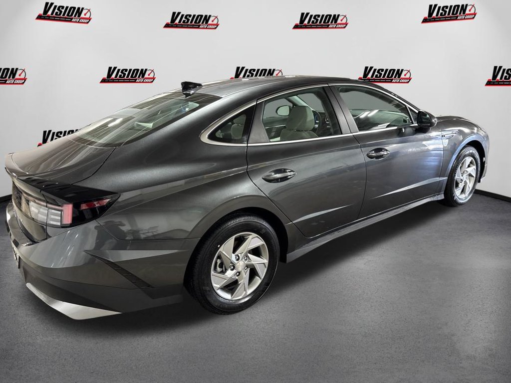 New 2026 Hyundai Sonata SE FWD image 5
