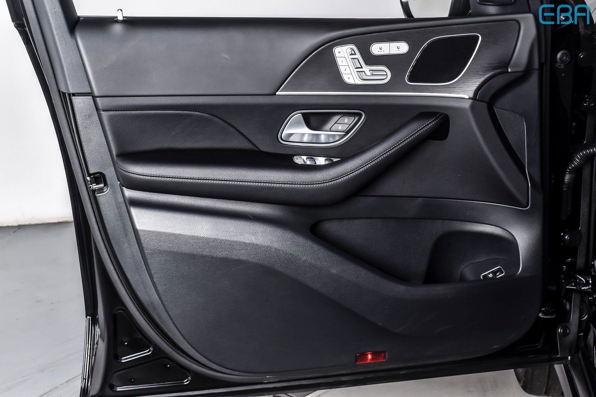 Used 2025 Mercedes-Benz GLE 450 4MATIC image 16