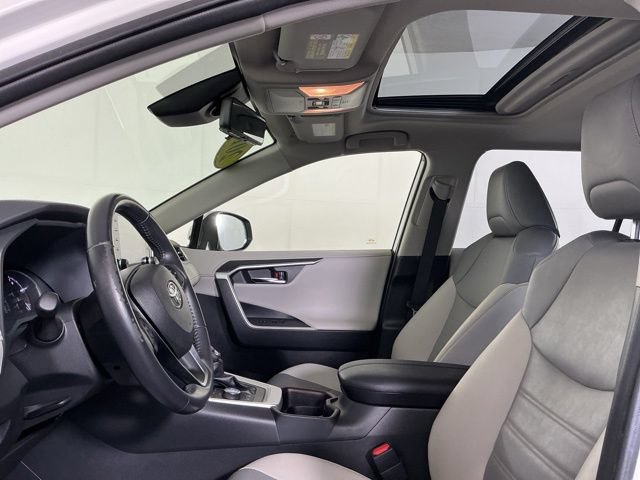 Used 2019 Toyota RAV4 Limited w/ All Weather Liner Package AWD/4WD image 16