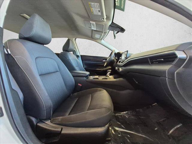 Used 2022 Nissan Altima 2.5 S FWD image 19