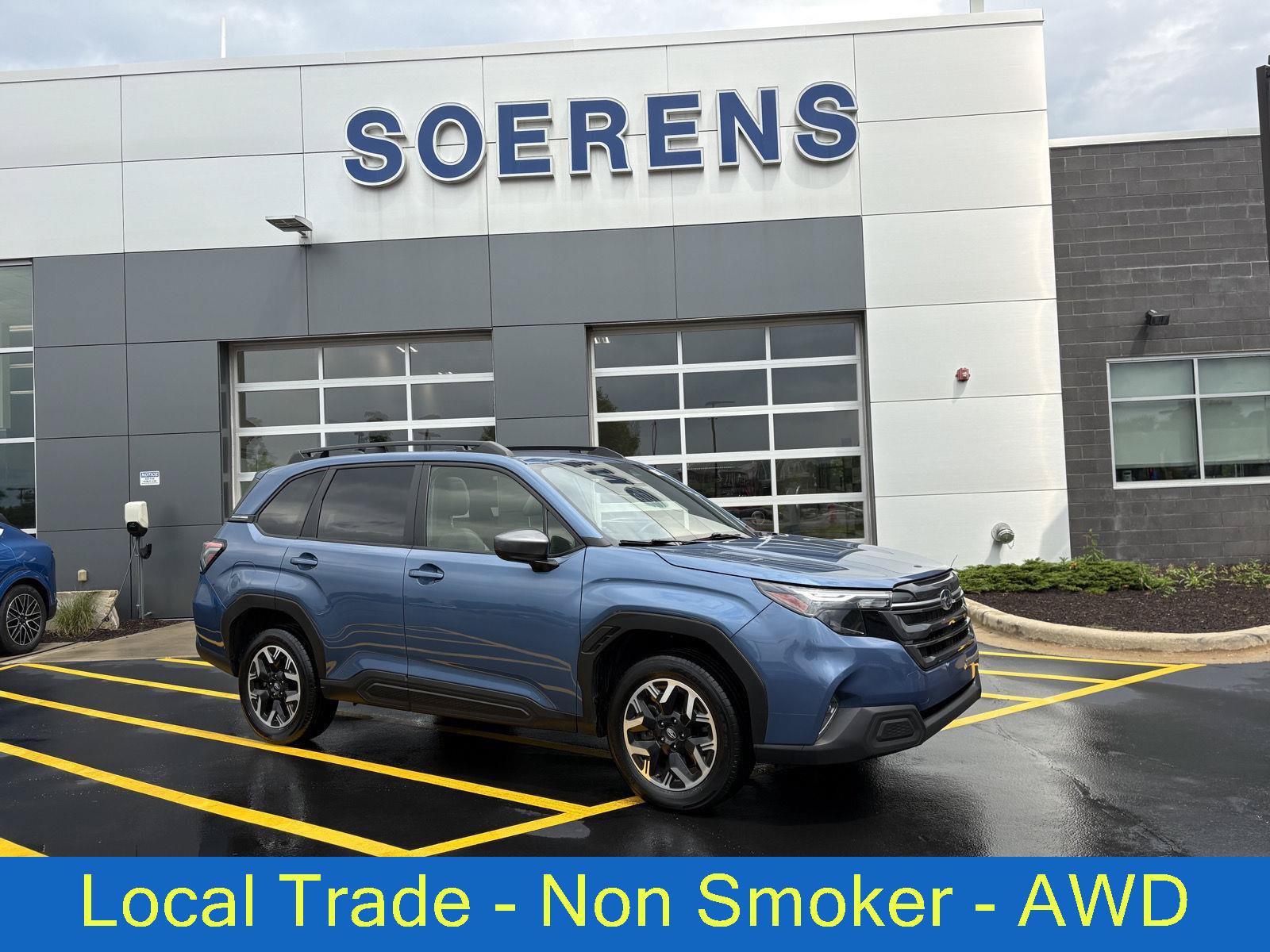 Used 2025 Subaru Forester Premium AWD/4WD image 1
