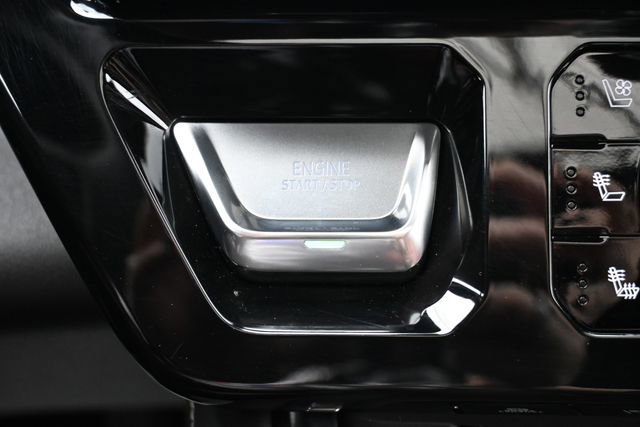 Used 2025 GMC Sierra 2500 Denali Ultimate image 35