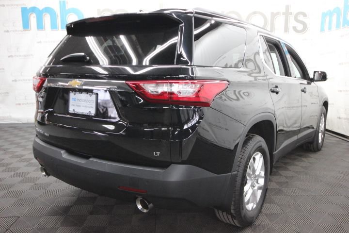 Used 2020 Chevrolet Traverse LT w/ Driver Confidence II Package AWD/4WD image 8
