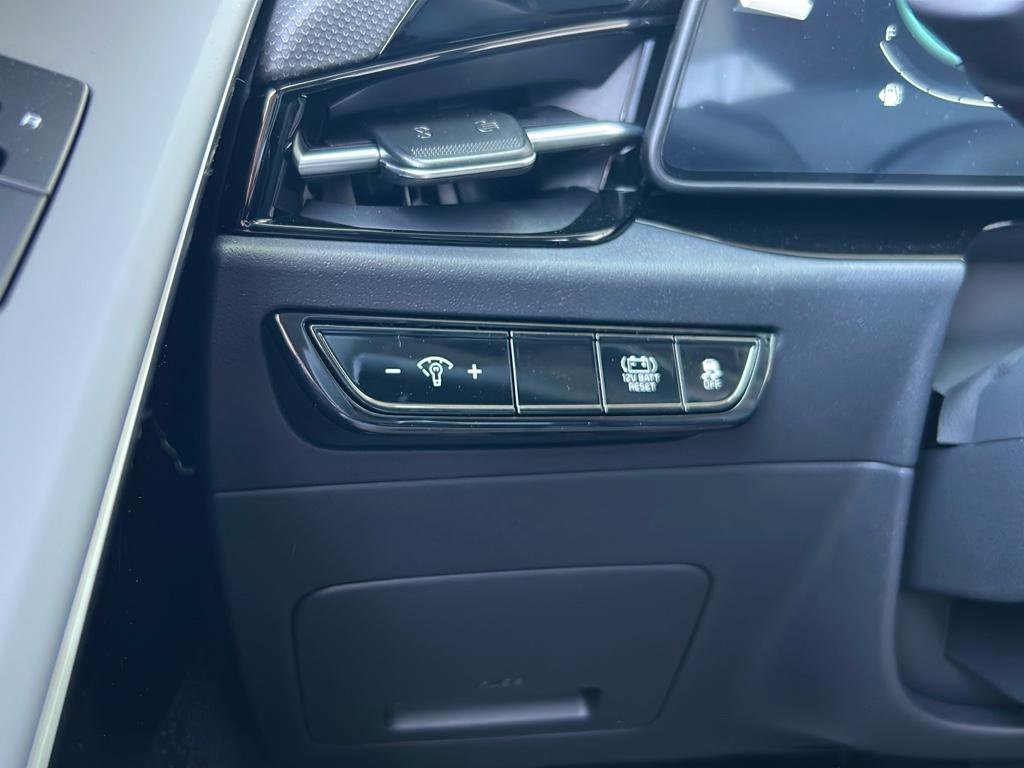 New 2025 Kia Niro EX image 27