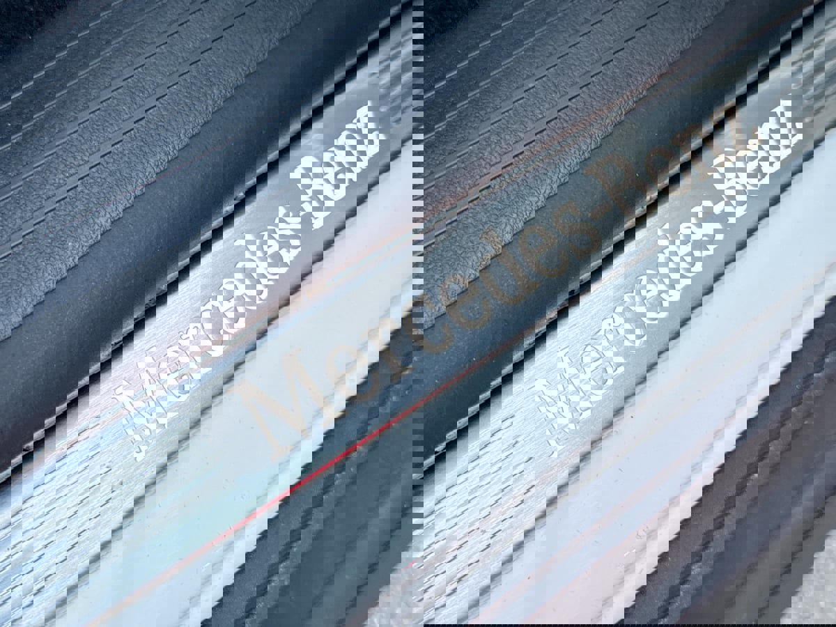 Used 2023 Mercedes-Benz GLS 450 4MATIC image 36