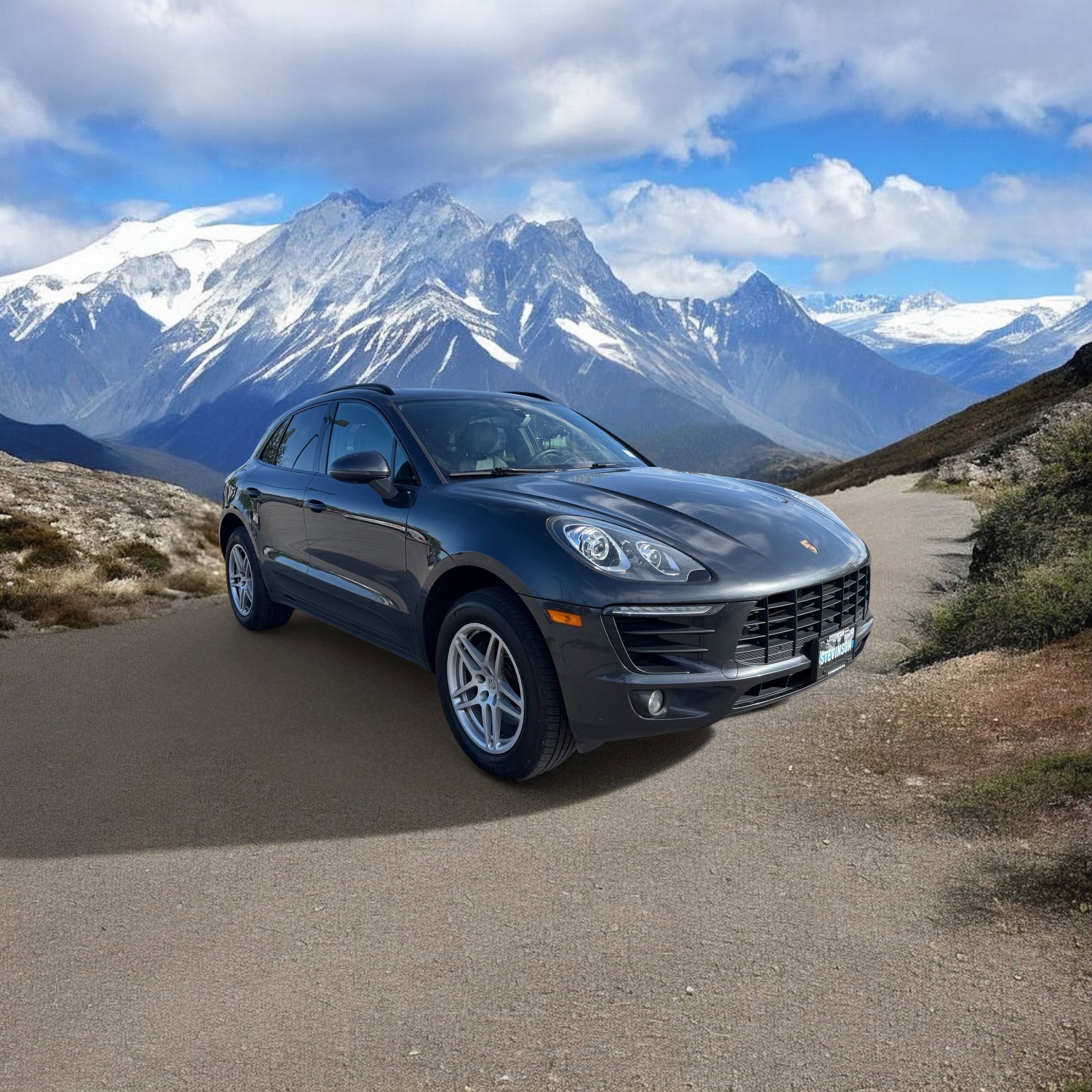 Used 2017 Porsche Macan AWD/4WD image 7