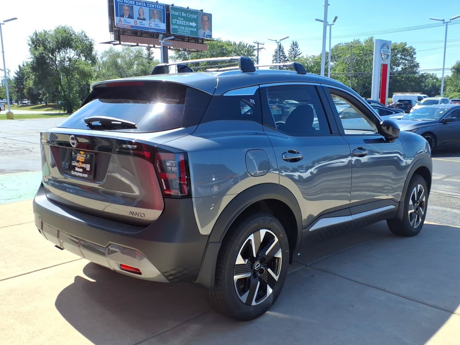 New 2027 Nissan Kicks SV AWD/4WD image 9