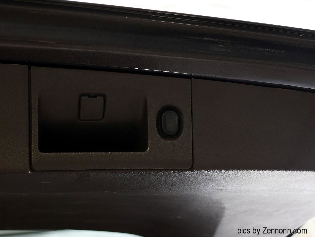 Used 2016 GMC Yukon Denali w/ Open Road Package image 30