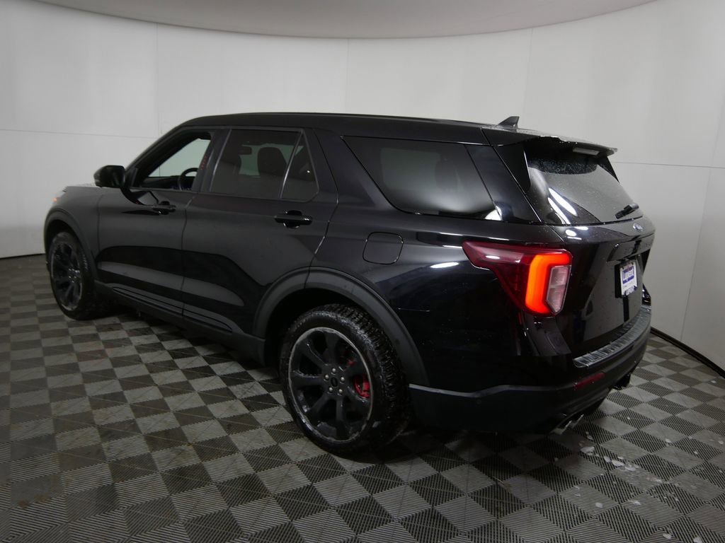 Used 2021 Ford Explorer ST w/ ST Street Pack image 6