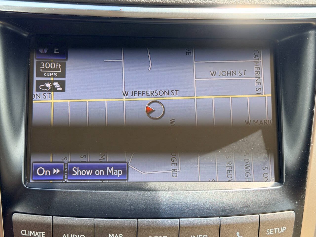 Used 2013 Lexus LX 570 4WD w/ Luxury Pkg image 51