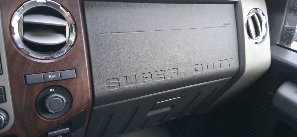 Used 2012 Ford F350 Lariat w/ Chrome Pkg image 32