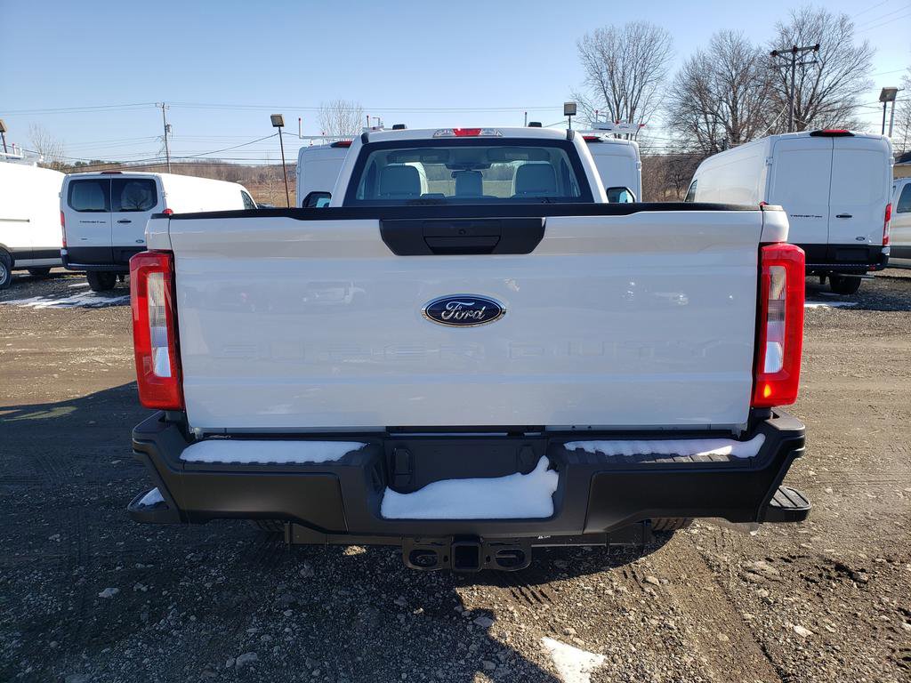 New 2026 Ford F250 XL RWD image 4