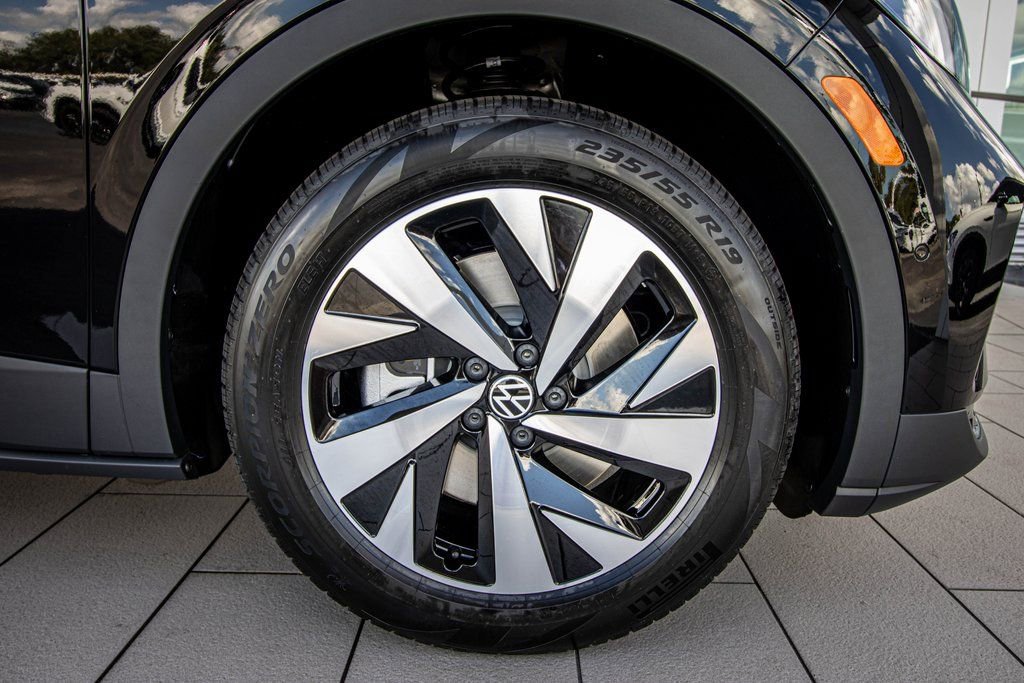 New 2025 Volkswagen ID.4 Pro RWD image 20