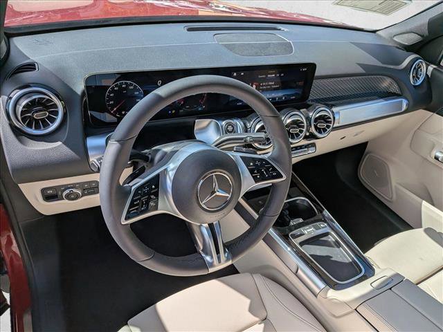 New 2026 Mercedes-Benz GLB 250 image 3