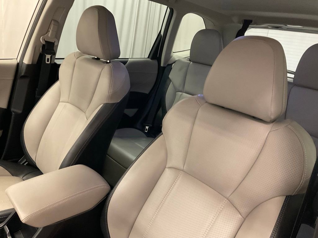 Used 2023 Subaru Forester Limited AWD/4WD image 10