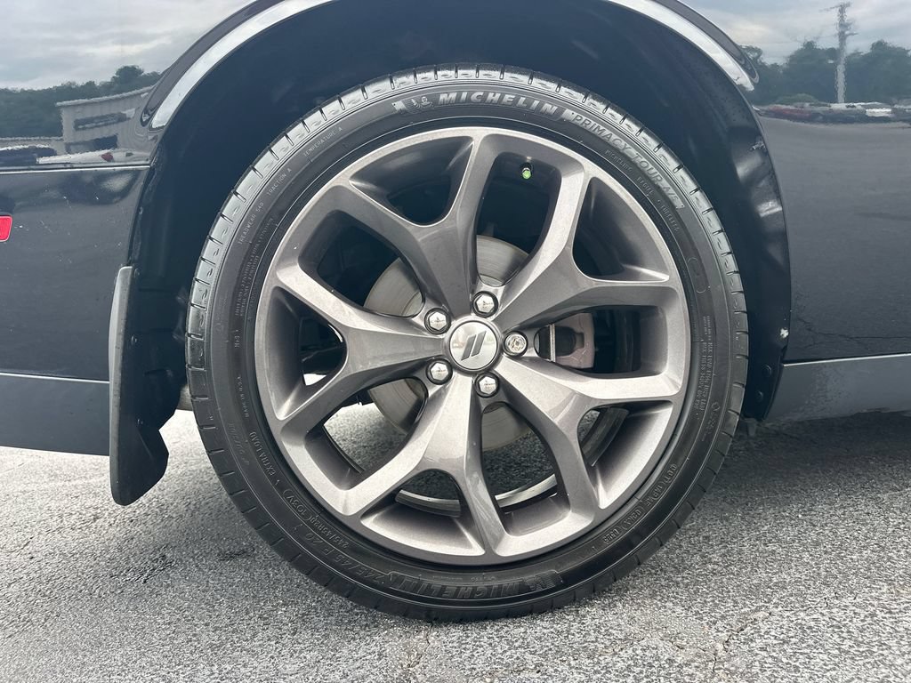 Used 2019 Dodge Challenger SXT w/ Plus Package RWD image 16