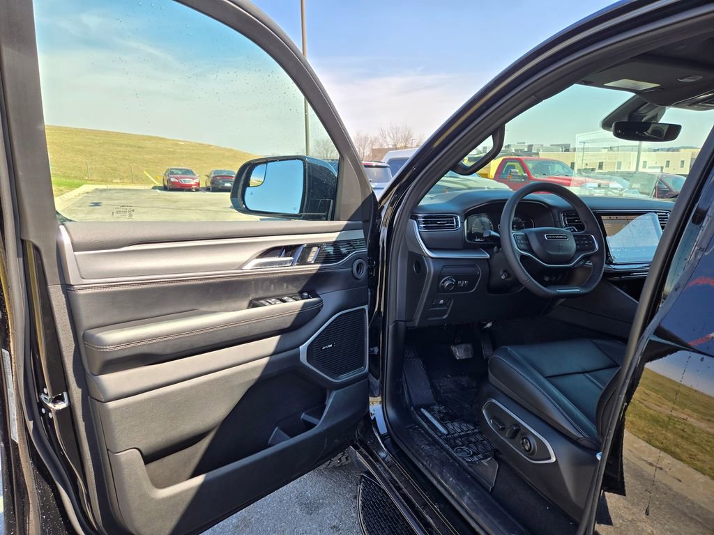 New 2026 Jeep Grand Wagoneer 4WD w/ Quick Order Packge 29V Upland image 10