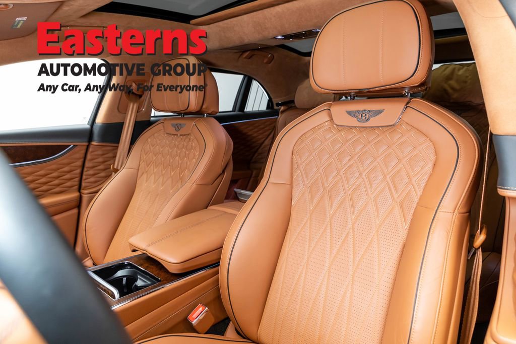 Used 2023 Bentley Flying Spur W12 image 70