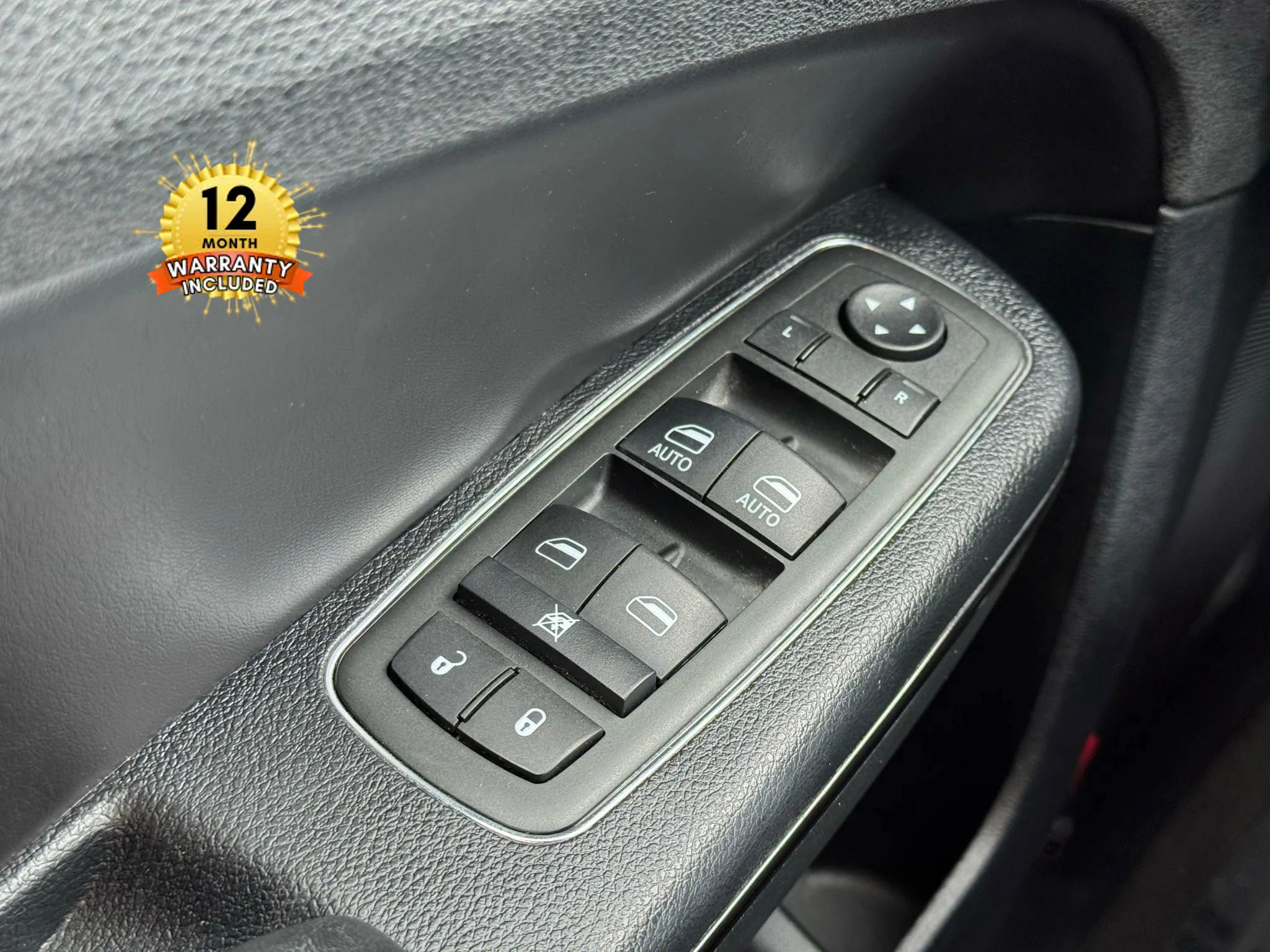 Used 2014 Chrysler 300 S image 24