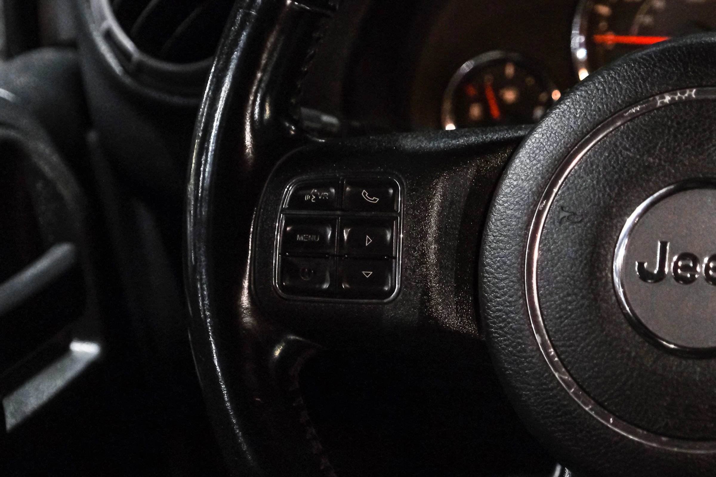 Used 2018 Jeep Wrangler Unlimited Sport S image 17