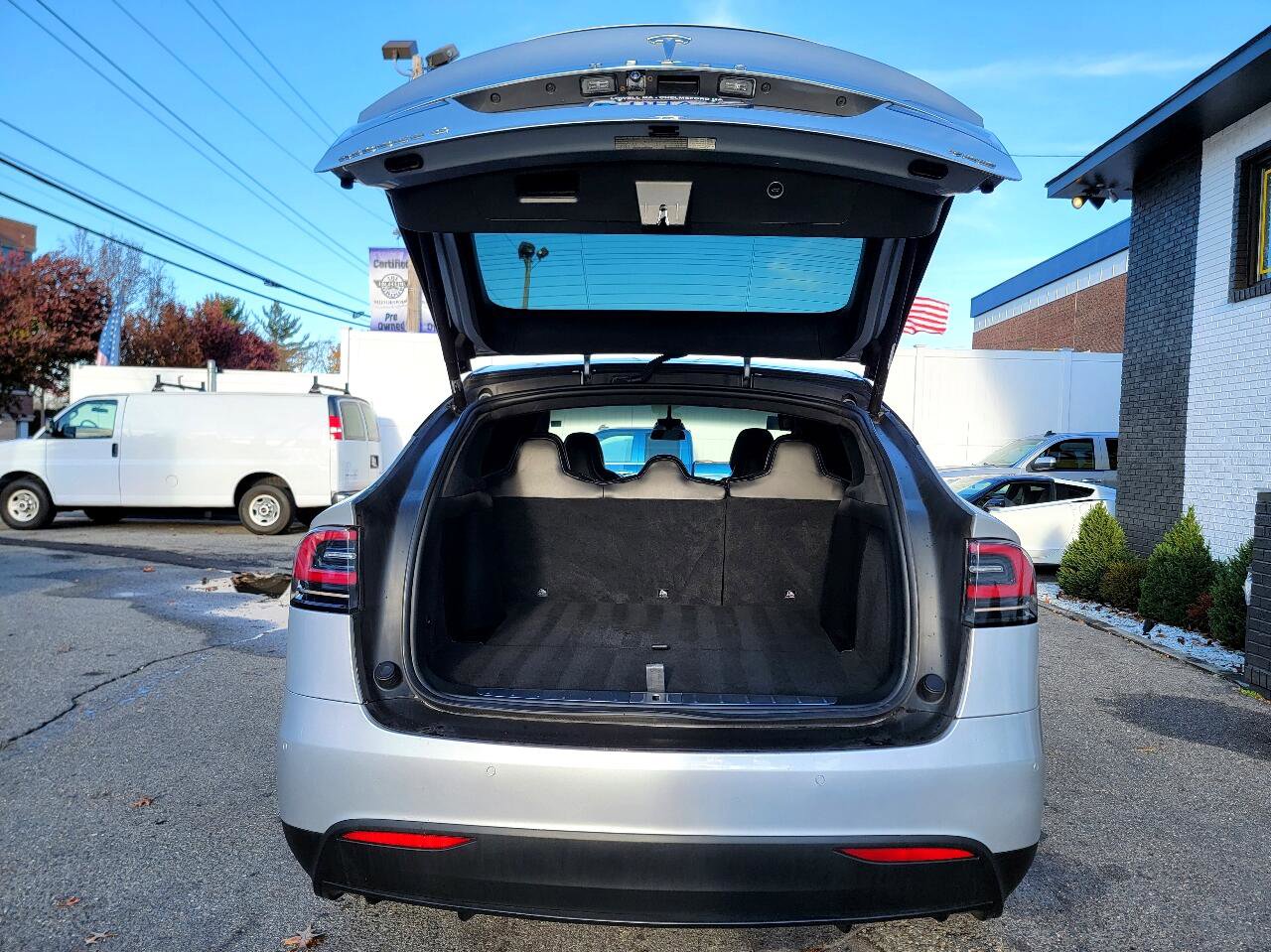Used 2017 Tesla Model X 75D image 12