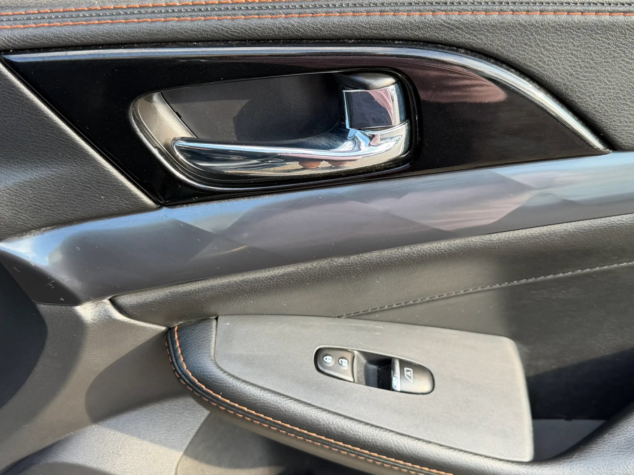 Used 2020 Nissan Maxima SR w/ Sport Mat Group FWD image 27