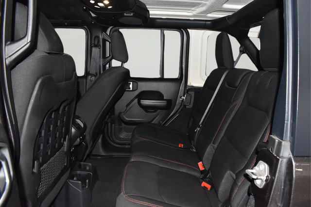 Used 2021 Jeep Wrangler Unlimited Rubicon w/ Uconnect 4C Nav & Sound Group AWD/4WD image 18