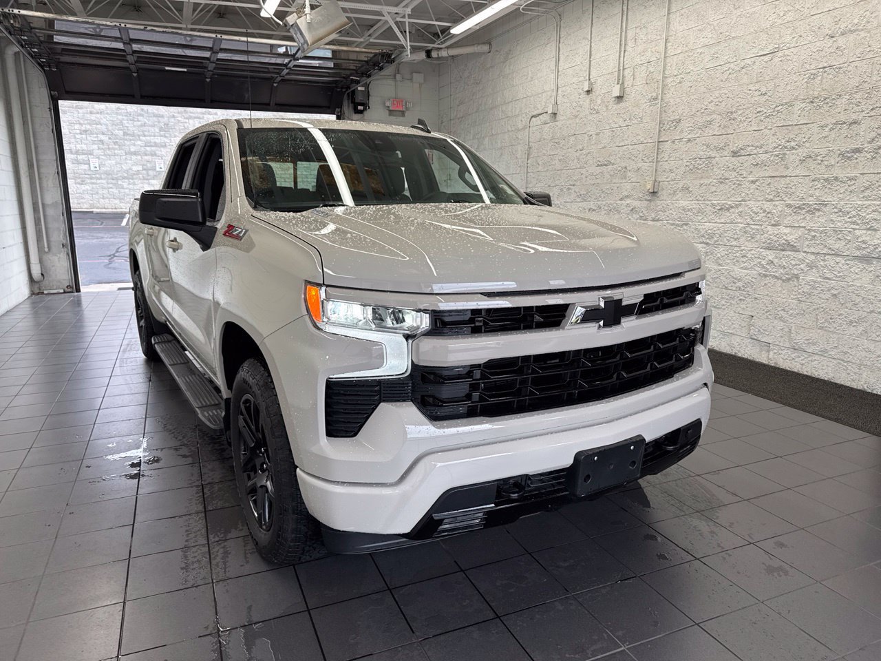 Used 2026 Chevrolet Silverado 1500 RST w/ Convenience Package II AWD/4WD image 2