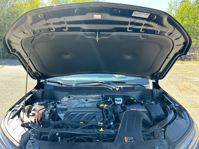 Used 2026 Chevrolet Trax RS w/ Sunroof Package FWD image 28