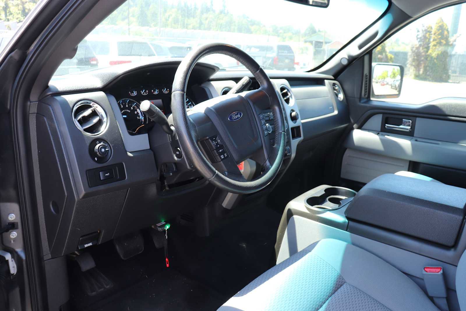 Used 2012 Ford F150 XLT w/ XLT Chrome Pkg AWD/4WD image 10