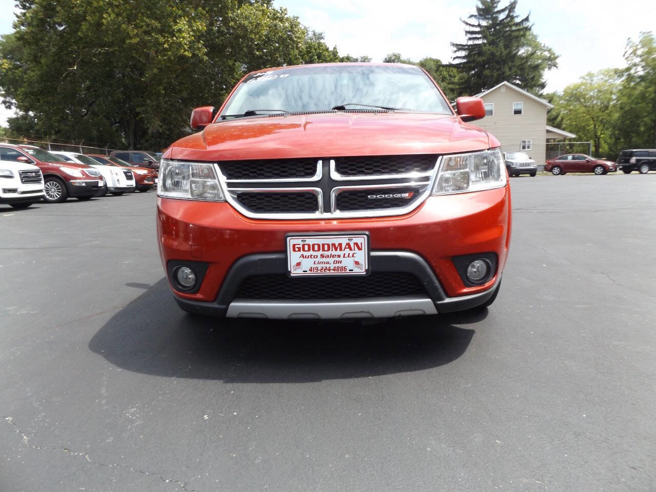 Used 2014 Dodge Journey SXT w/ Flexible Seating Group image 3