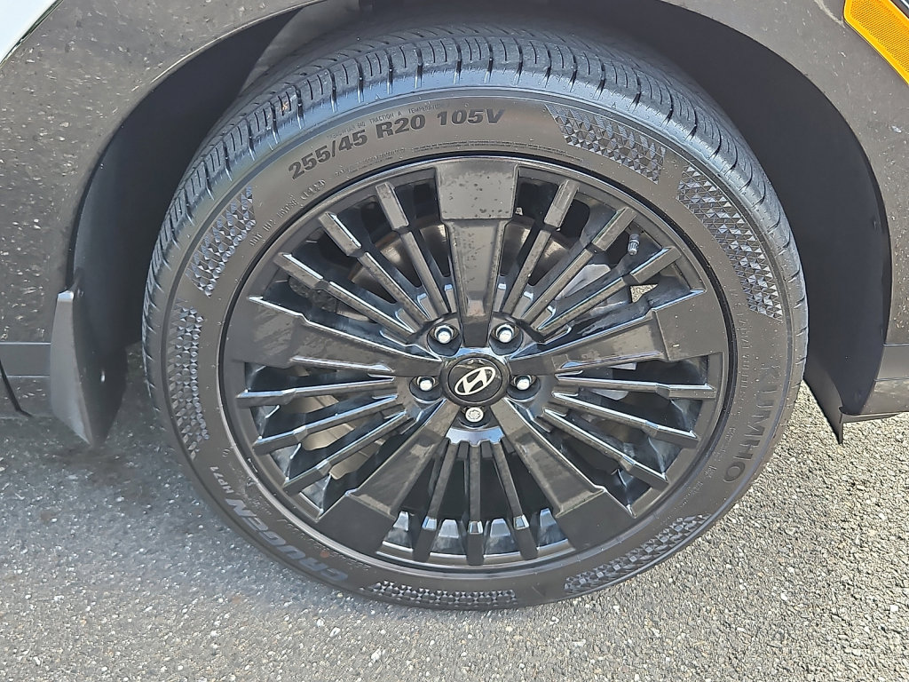 Used 2025 Hyundai Santa Fe Calligraphy image 9