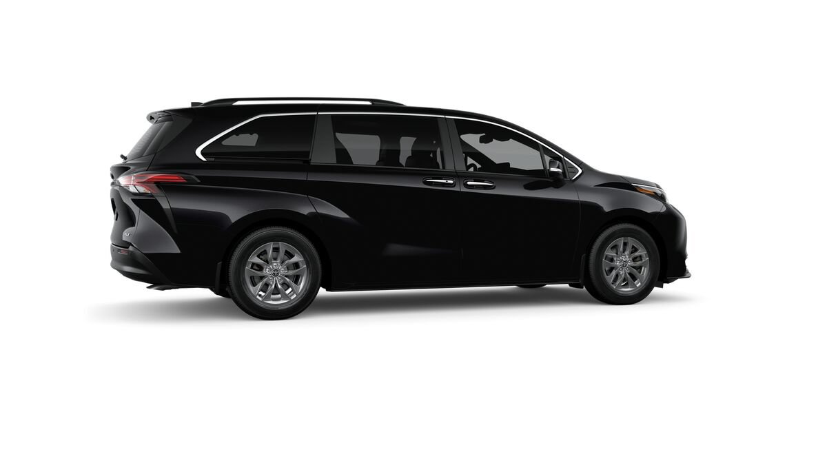 New 2026 Toyota Sienna XLE AWD/4WD image 11