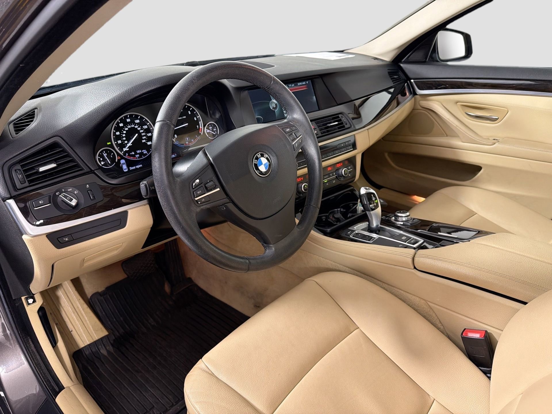 Used 2013 BMW 528i Sedan image 10