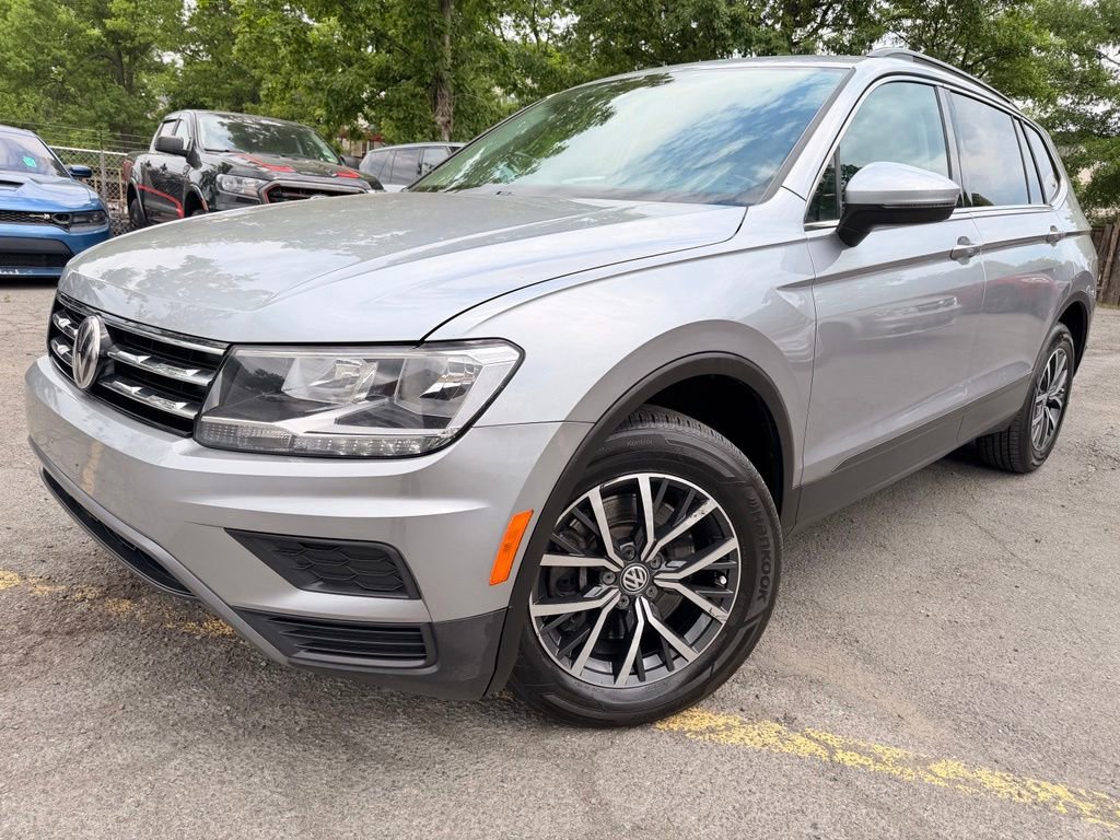 Used 2019 Volkswagen Tiguan SE AWD/4WD image 2